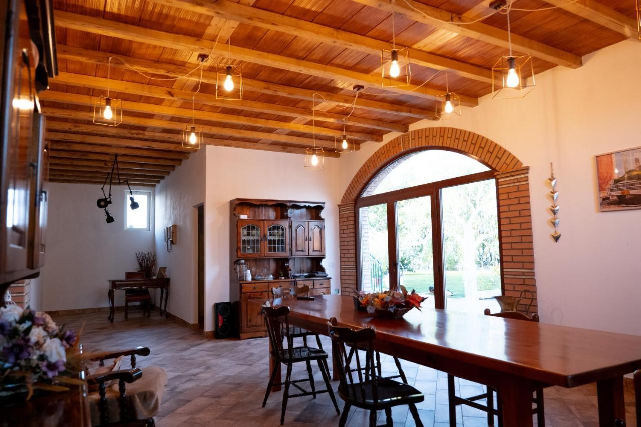 Agriturismo Casa Chiara Latina Extérieur photo