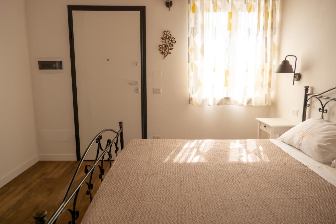 Agriturismo Casa Chiara Latina Extérieur photo