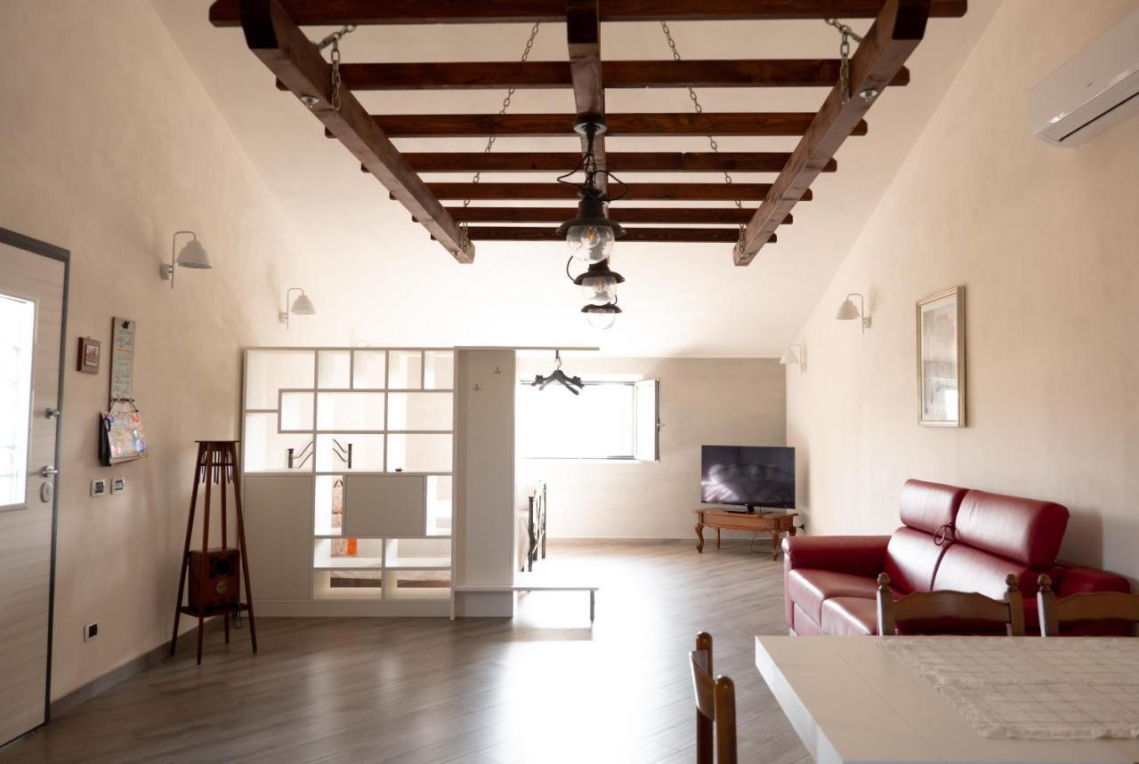 Agriturismo Casa Chiara Latina Extérieur photo