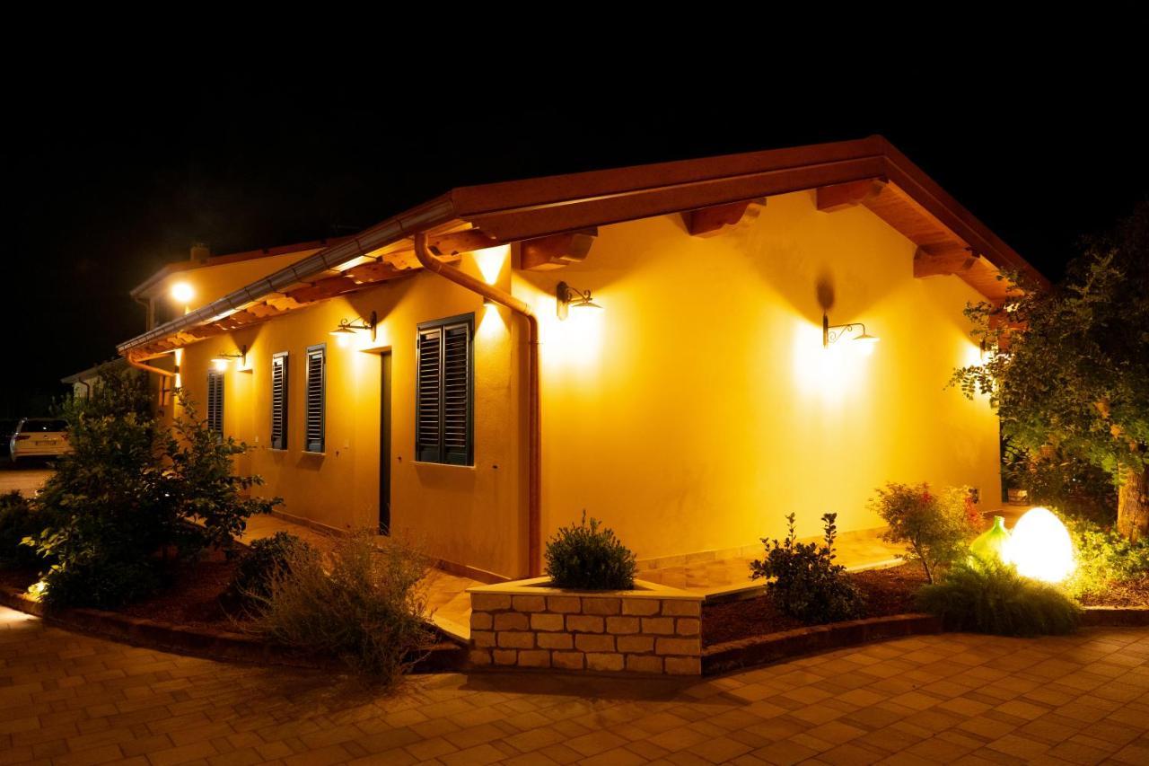 Agriturismo Casa Chiara Latina Extérieur photo